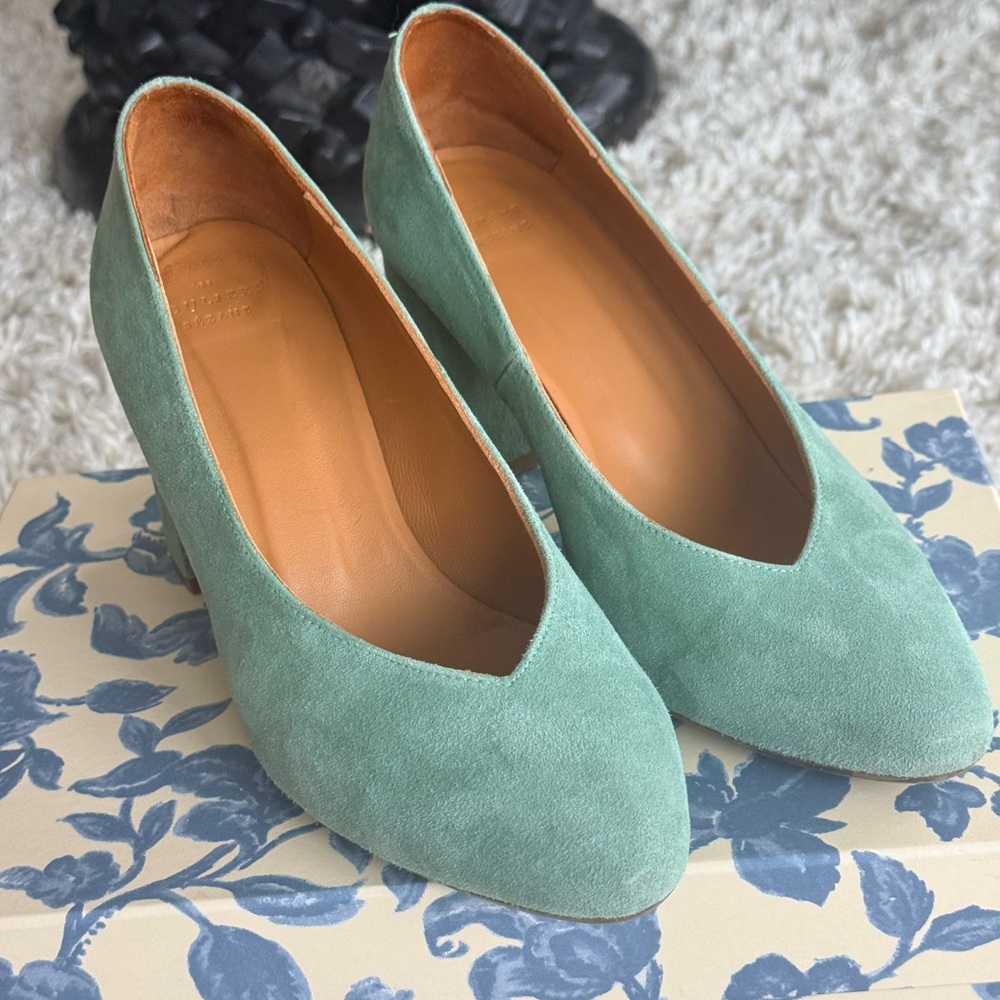 Sezane Sage Green Block Heel Pumps - Picture 12 of 13
